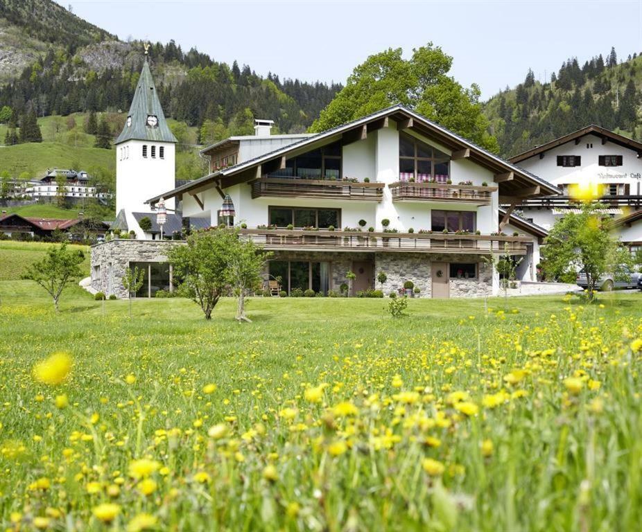 Fuegenschuh'S Ferienwohnungen Bad Hindelang Exterior photo